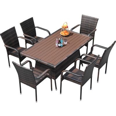 Conjunto de Móveis de Rattan para Exterior, Impermeável, Resistente a UV, com Mesa e Cadeiras de Vime para Jardim, Terraço, Pátio e Espaços de Aluguel de Temporada ao Ar Livre